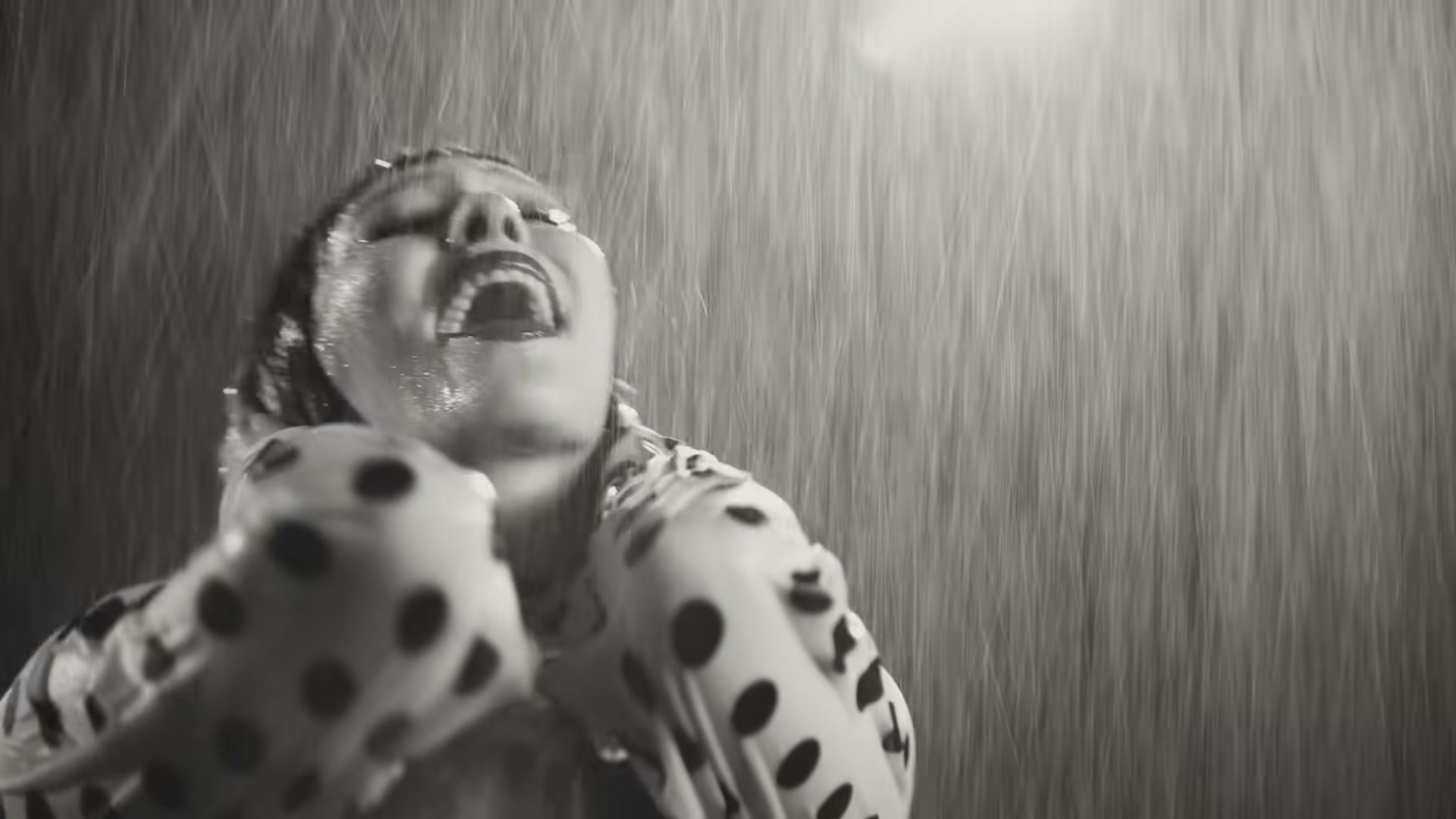 Faouzia — DON'T EVER LEAVE ME still