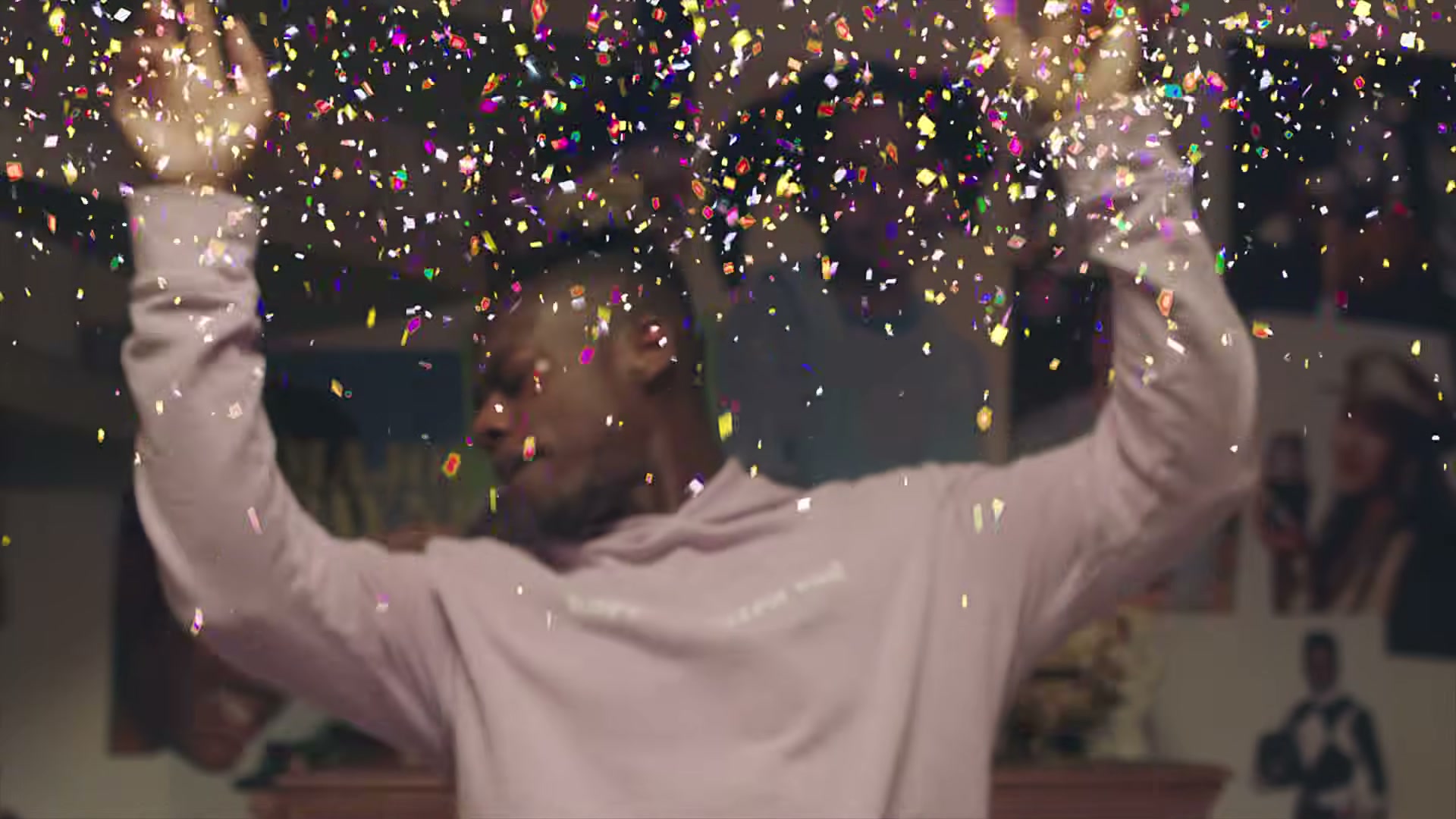 tobi lou — Troop music video